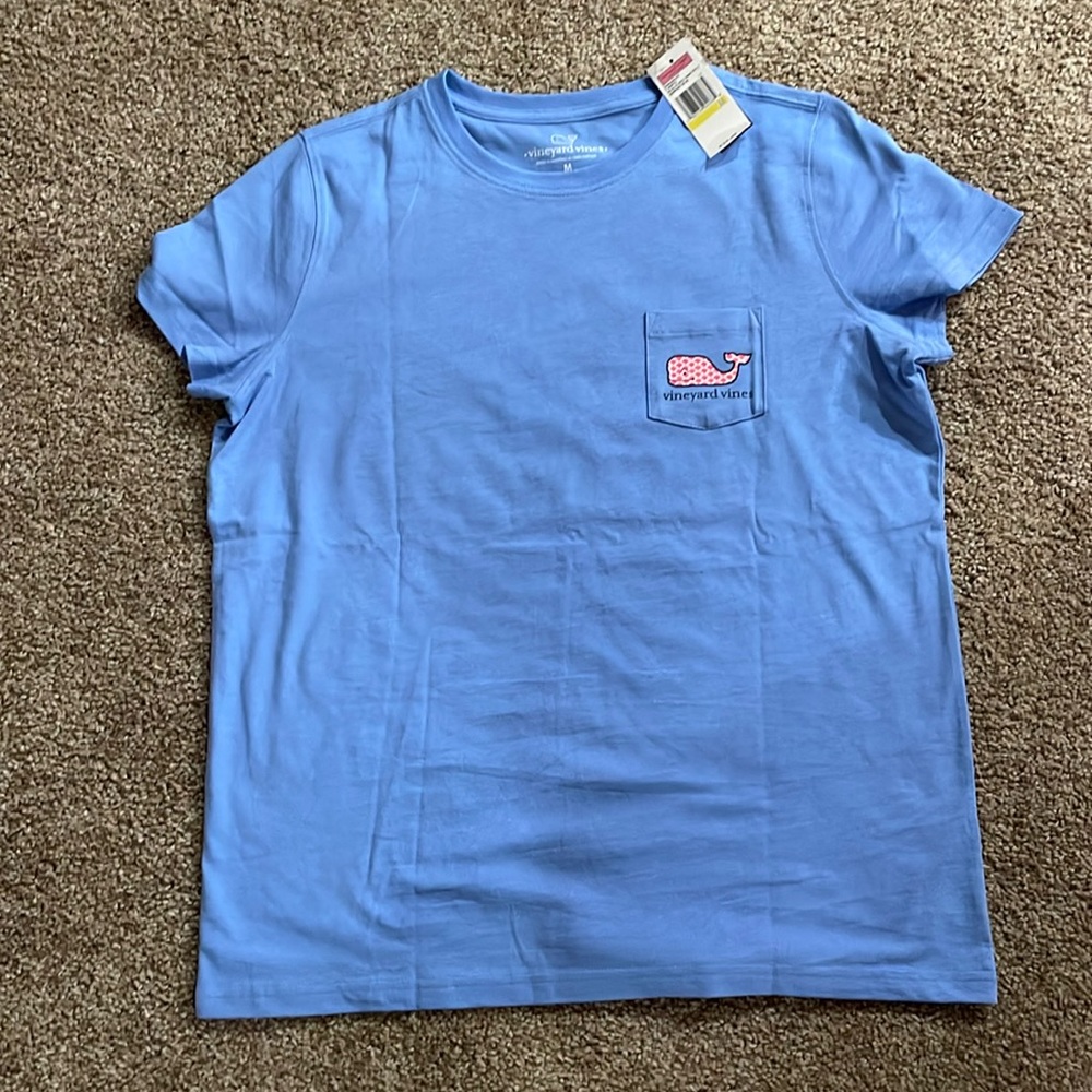 Vineyard Vines women’s pocket t-shirt NWT
